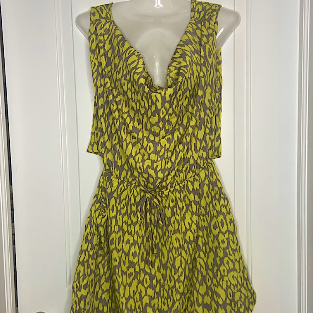 Summer dress! *back out*